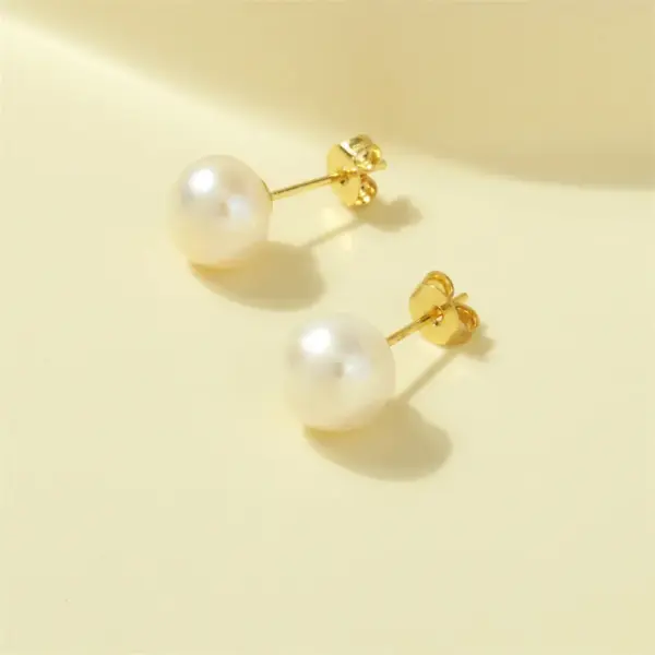 Wholesale 1 Pair Basic Simple Style Round Plating Freshwater Pearl Copper 18k Gold Plated Ear Studs