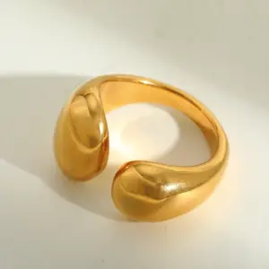 A-Gold/1.3*1.1cm-No.7: One Large and One Small