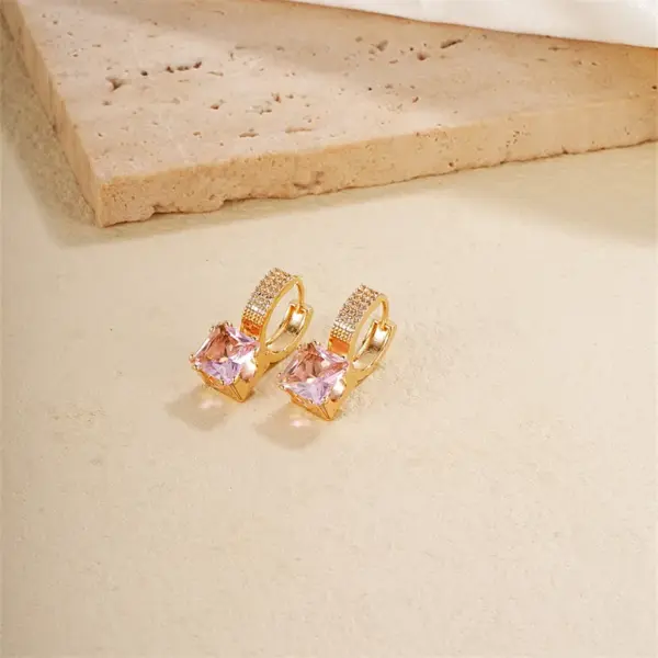 Wholesale 1 Pair Casual Classic Style Geometric Copper Zircon K Gold Plated Drop Earrings
