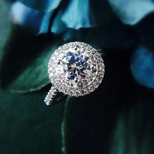 Wholesale Fashion Geometric Exquisite Zircon Round Diamond Engagement Copper Ring