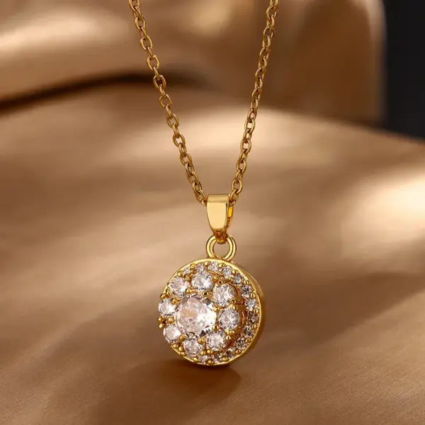 304 Stainless Steel Plastic Glass Round Christmas Hat Christmas Tree Electroplating Ion Plating (IP) Glass 18K Real Gold Plated Golden Plated Casual Christmas Streetwear Waterproof Non Tarnish Conventional Connection Pendant Necklace Necklace