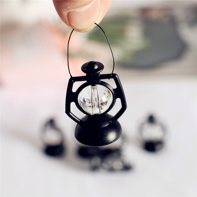 Wholesale Dollhouse Miniature Food Toy Scene Model Dollhouse Aessories Mini Retro Artificial Small Kerosene Lamp Ornaments