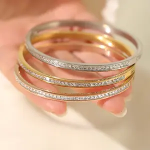 Wholesale Round Titanium Steel Retro Bangle
