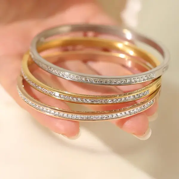 Wholesale Round Titanium Steel Retro Bangle