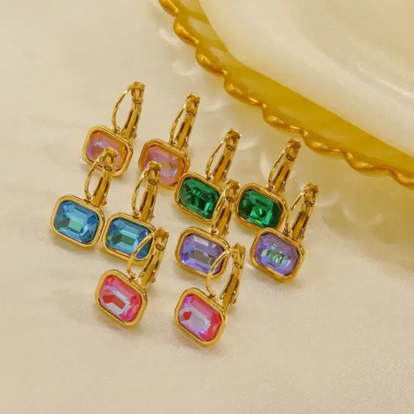 Wholesale PVD Coated 14K Gold Real Gold Plated Square 304 Stainless Steel Simple Style Classic Style Waterproof Non Tarnish Drop Earrings