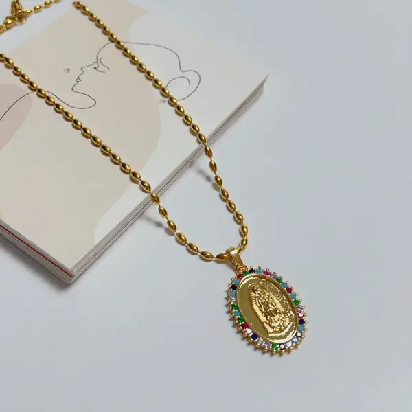 PVD Coated 18K Gold Plated Portrait Oval Stainless Steel Copper Classic Style Waterproof Non Tarnish 304 Stainless Steel Pendant Necklace