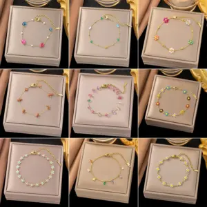 PVD Coated Real Gold Plated Geometric Flower 304 Stainless Steel Elegant Simple Style Waterproof Non Tarnish 304 Stainless Steel Bracelets