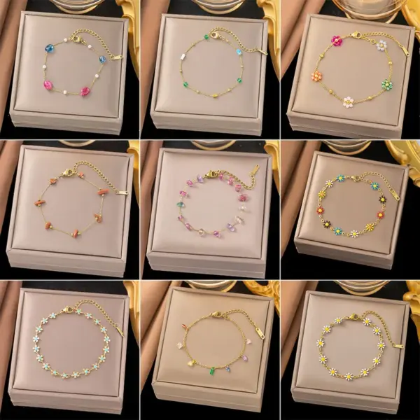 PVD Coated Real Gold Plated Geometric Flower 304 Stainless Steel Elegant Simple Style Waterproof Non Tarnish 304 Stainless Steel Bracelets