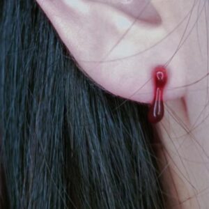 Single stud earring