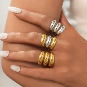 Wholesale PVD Coated Real Gold Plated 18K Gold Geometric 304 Stainless Steel Hawaiian Lady Tropical Waterproof Non Tarnish Rings