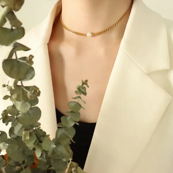 Wholesale PVD Coated Real Gold Plated 18K Gold Geometric 304 Stainless Steel Fashion Waterproof Non Tarnish 304 Stainless Steel Necklace
