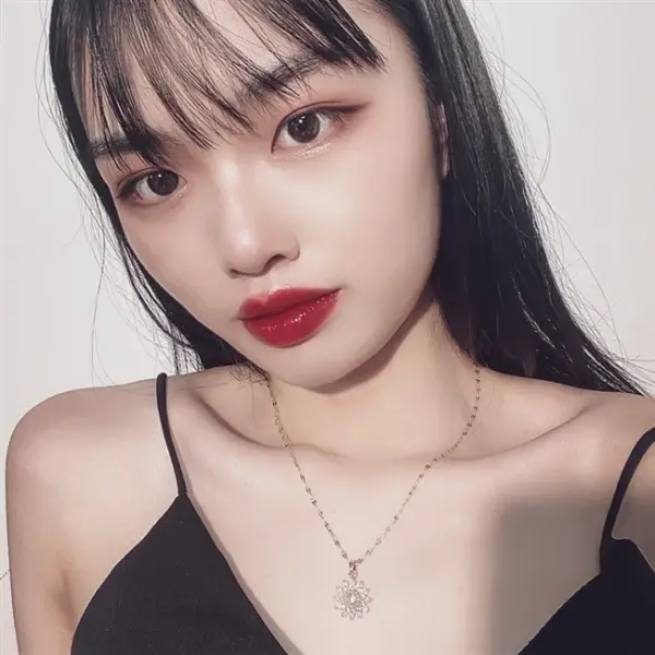 Wholesale Retro Sweet Sunflower Titanium Steel Copper Plating Inlay Zircon Pendant Necklace