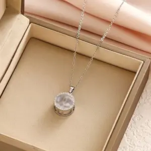 6256 Silver -style Double C Letters