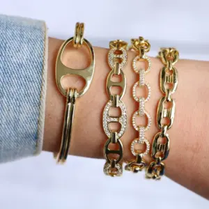 Wholesale Fashion New Inlaid Zirconium Geometric Metal Pig Nose Copper Open Bracelet Jewelry