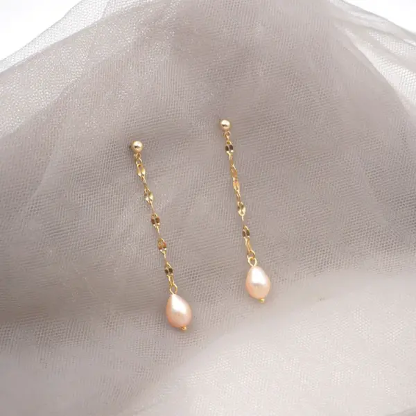 Wholesale Freshwater Pearl Ferroalloy Geometric Electroplating Vacuum Plating Real Gold Plated 18K Gold Vintage Style Classic Style Waterproof Non Tarnish Handmade Pink Gold Drop Earrings