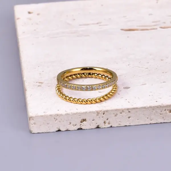 Wholesale 304 Stainless Steel Solid Color PVD Coated Zircon 18K Real Gold Plated Simple Style Classic Style Commute Waterproof Non Tarnish Plating Inlay Gold Rings