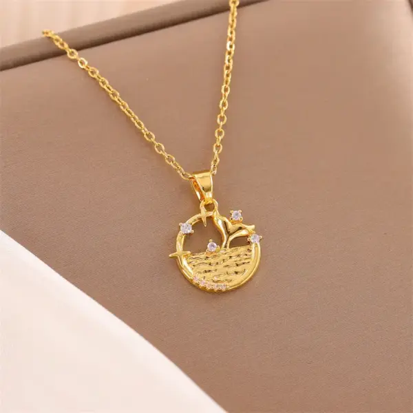 Wholesale Water Plating Vacuum Plating Real Gold Plated 18K Gold Circle Heart Shape Flower 304 Stainless Steel Titanium Steel Simple Style Waterproof Non Tarnish 201 Stainless Steel Pendant Necklace