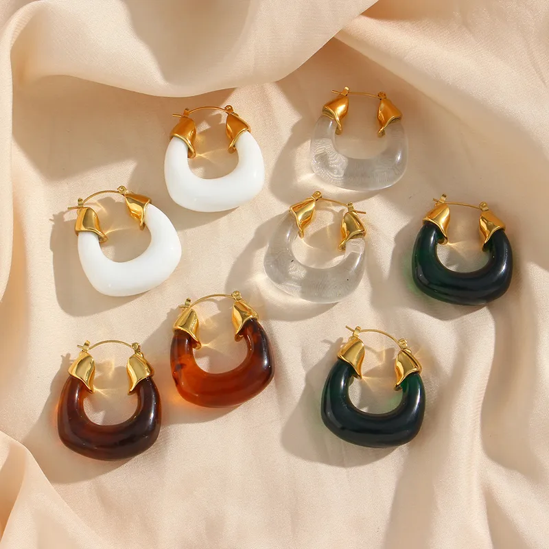 Wholesale PVD Coated Real Gold Plated 18K Gold U Shape 304 Stainless Steel Waterproof Non Tarnish Hoop Earrings