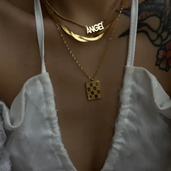 Wholesale Jewelry IG Style Simple Style Solid Color 304 Stainless Steel 18K Gold Plated Plating Stainless Steel Necklaces