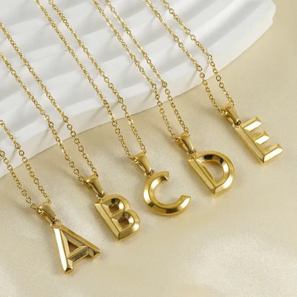 Wholesale Jewelry Fashion Letter 304 Stainless Steel 18K Gold Plated Plating Stainless Steel Necklaces