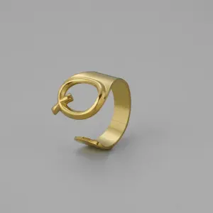 Gold Q Open Ring J382-17 / Adjustable Opening