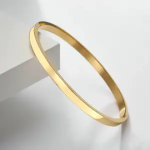 Wholesale Real Gold Plated Circle 304 Stainless Steel Simple Style Waterproof Non Tarnish Bangle