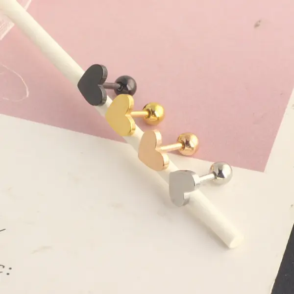 1 Piece Vintage Style Heart Shape Stainless Steel Ear Studs
