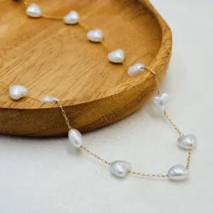 Golden White Shell (Small Heart)