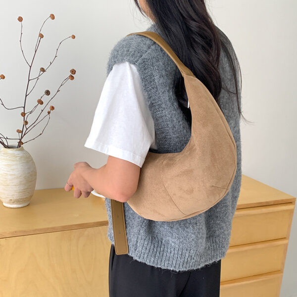 Wholesale Korean Style All-match Simple Suede Portable Dumpling Bag 2024 Autumn and Winter Women's Elegant Suede Underarm Crescent Bag