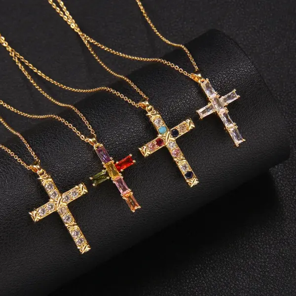Wholesale Elegant Lady Cross Copper Plating Inlay Zircon Pendant Necklace