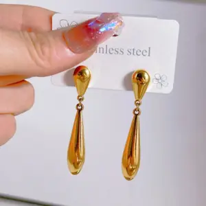 Gold / One Size / Glossy Earrings