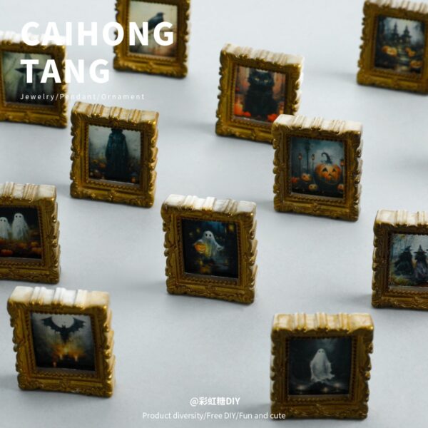 Wholesale Miniature resin gold ghost photo frame art ornament, DIY refrigerator magnet, creative earrings, hair clips, jewelry accessories