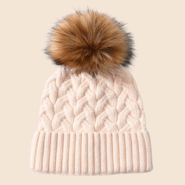 Wholesale Winter Elastic Earflap Thick Warm Knitted Hat