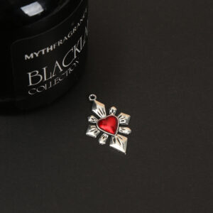 Heart-shaped military flower 25*40MM