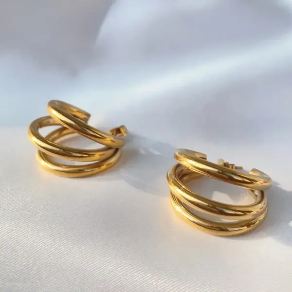 Wholesale 1 Pair Retro Simple Style C Shape Plating Titanium Steel Ear Studs