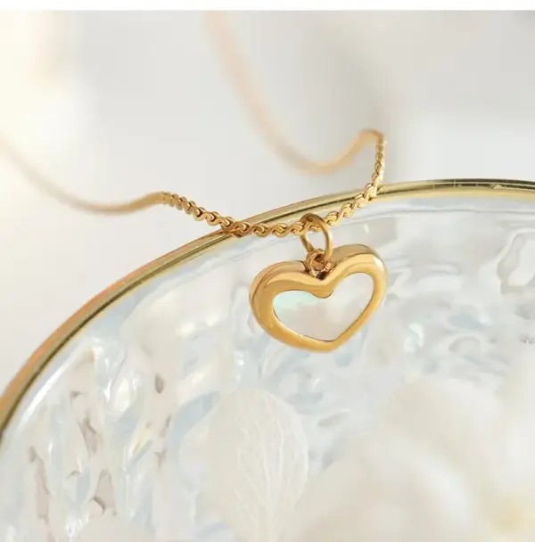 304 Stainless Steel Plastic Heart Shape Ion Plating (IP) 18K Gold Plated Cute French Style Classic Style Waterproof Non Tarnish O-shaped Chain Earrings Necklace Jewelry Set