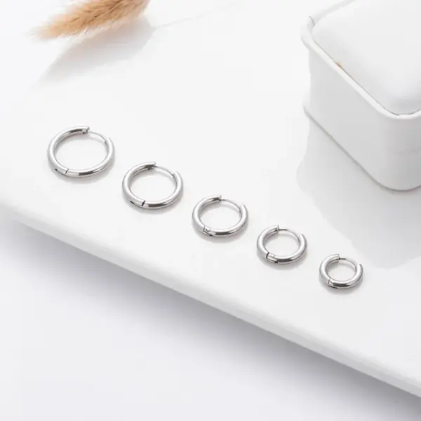 1 Piece Simple Style Solid Color Plating 316 Stainless Steel Titanium Steel Earrings