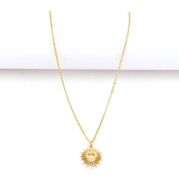 Wholesale Elegant Hollow Heart Shaped Pendant Necklace Stainless Steel O Link Women's Jewelry Casual Classic Style Gold Silver Color