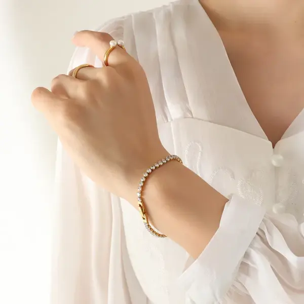 Wholesale PVD Coated Real Gold Plated 18K Gold Geometric 304 Stainless Steel Fashion Waterproof Non Tarnish 304 Stainless Steel Bracelets