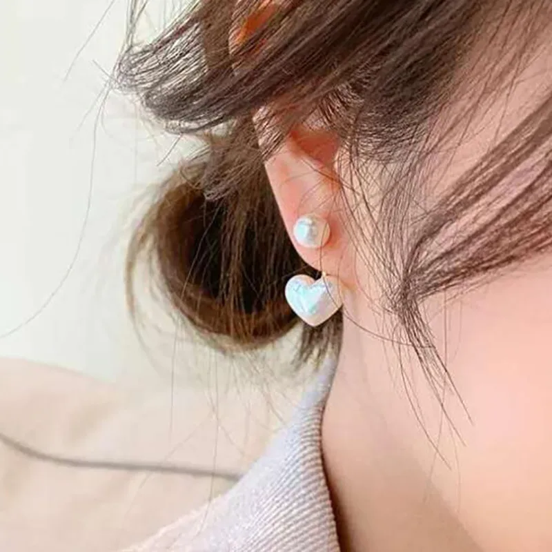 Wholesale Creative Simple Retro Heart Shaped Pearl Alloy Earrings