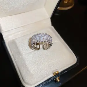 28# Ring-Silver