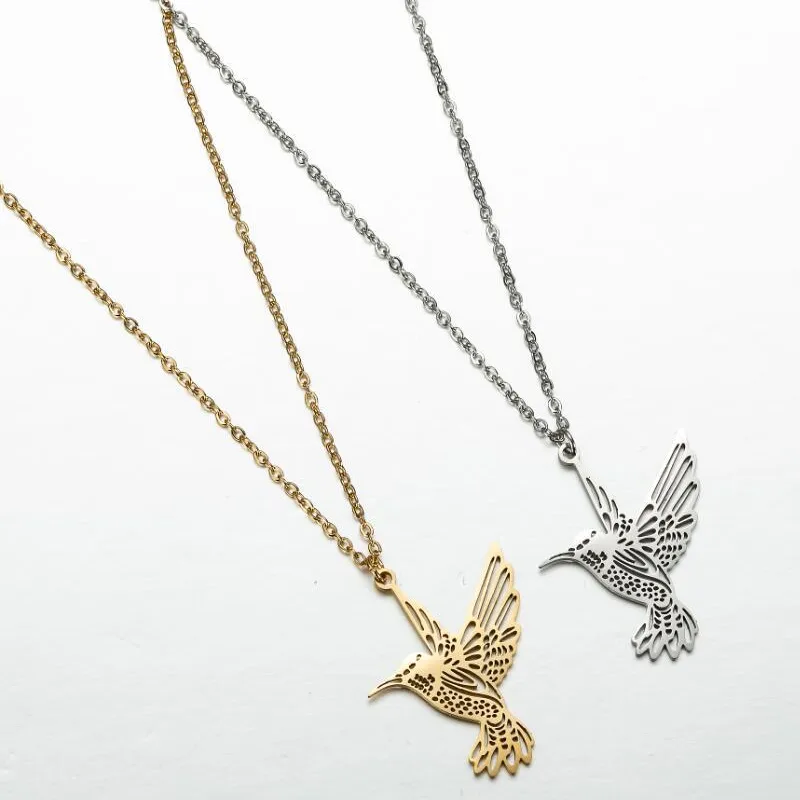 Wholesale PVD Coated 18K Gold Real Gold Plated Hummingbird 201 Stainless Steel Casual Simple Style Waterproof Non Tarnish 201 Stainless Steel Pendant