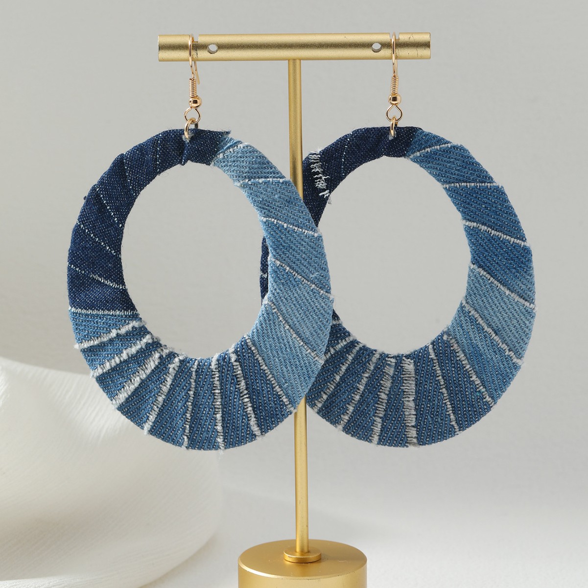 Wholesale Cross-border Explosions Western Denim Style Casual Fashion Exaerated Earrings Earrings Denim Oval Bohemia