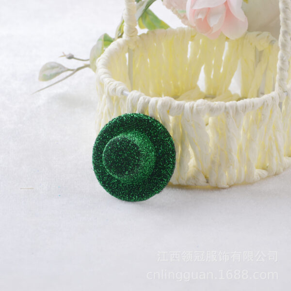 Wholesale Mobile phone pendant small hat accessories shoes and clothing perfume seat decorative hat Doll hat toy small hat accessories 4CM fine color