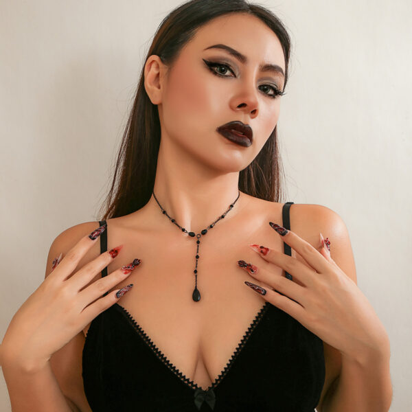 Wholesale Retro Gothic dripping blood tassel niche sweet cool metal drop necklace