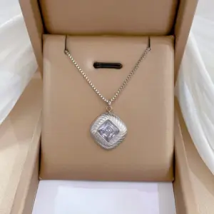 N112 Silver [Whole Titanium Steel]]