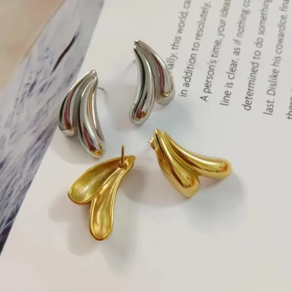 Wholesale PVD Coated 18K Gold Plated Real Gold Plated Petal 304 Stainless Steel Vintage Style Waterproof Non Tarnish Ear Studs