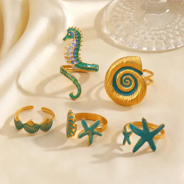 Wholesale Stainless Steel 18K Gold Plated Starfish Shell Horse Conch Open Ring Fashionable Beach Vacation Style Suitable For Ladies Daily Beach Wear