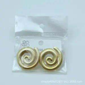 Gold Pieces-079 / 18k