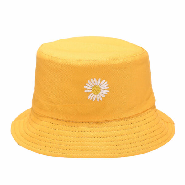 Wholesale New Daisy Fisherman Hat Women's Street Fashionable Double-sided Basin Hat Men's Spring and Summer Couple Hat for Students